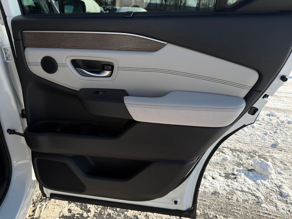 Thumbnail: 2026 Honda Pilot - 26