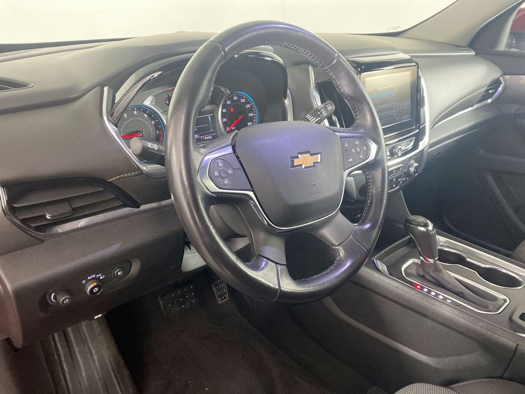 2019 Chevrolet Traverse LT 10