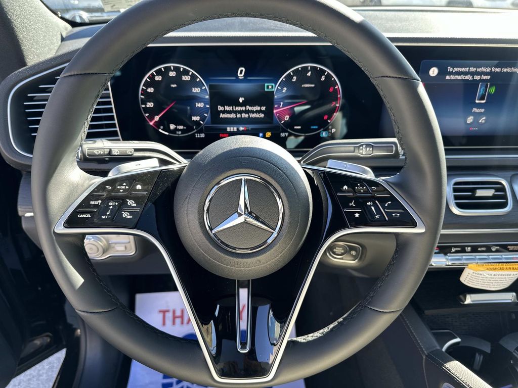 Thumbnail: 2026 Mercedes-Benz GLE - 13