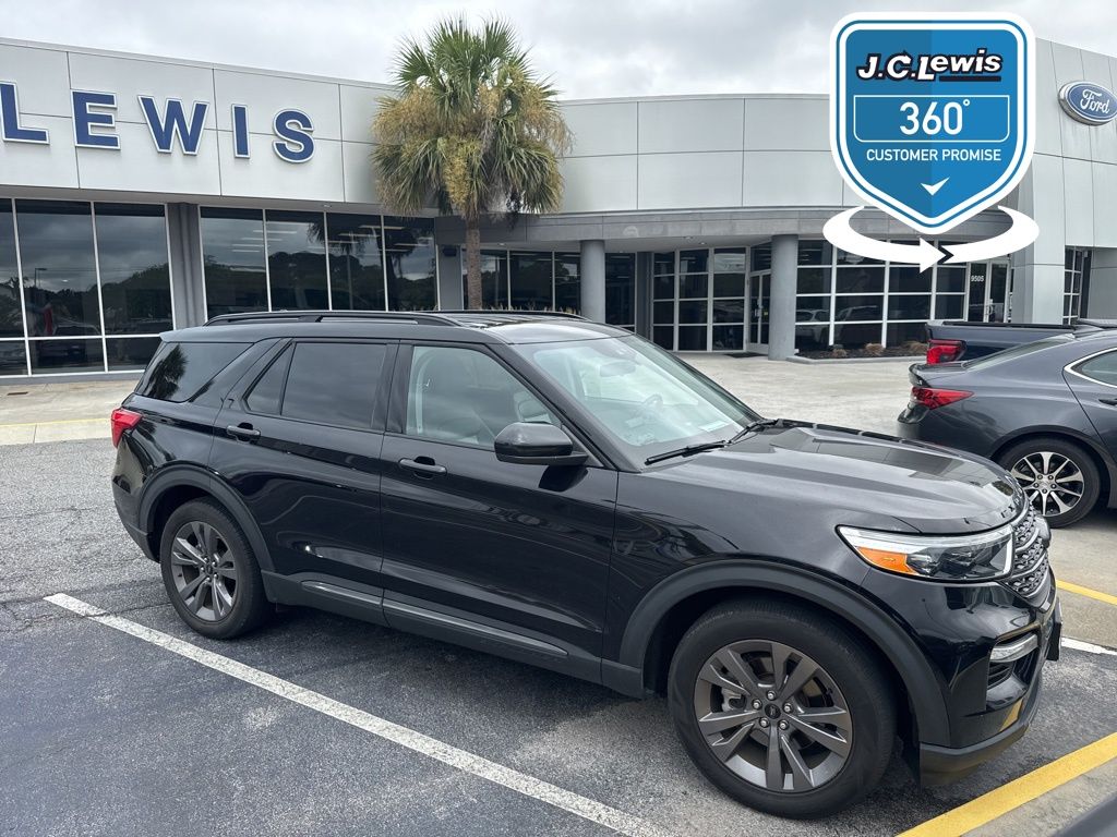 2022 Ford Explorer XLT