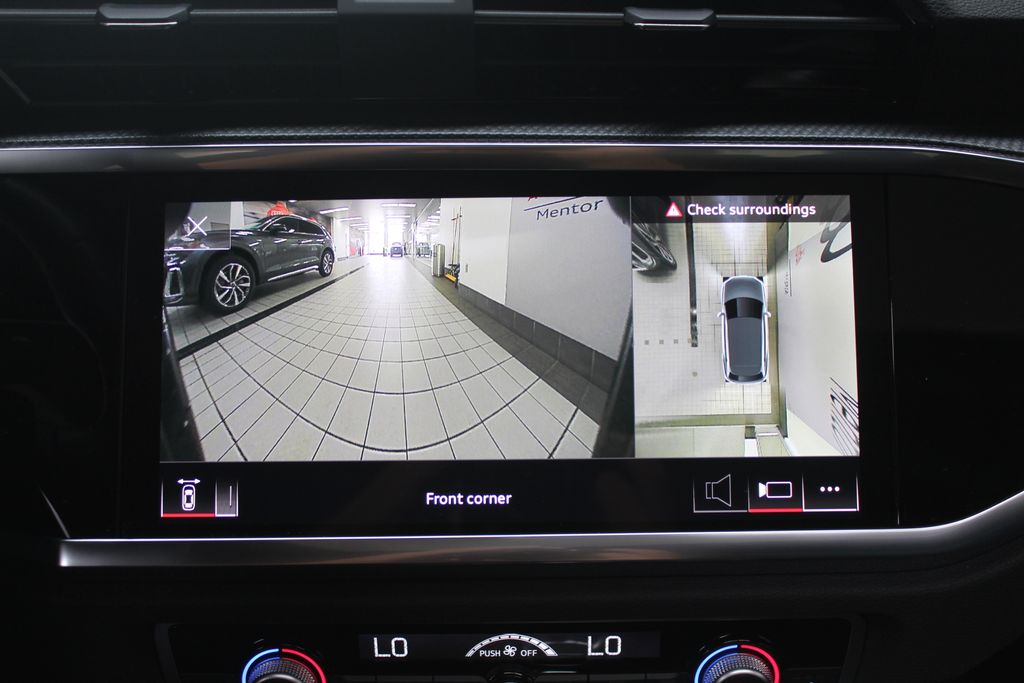 Thumbnail: 2023 Audi Q3 - 20