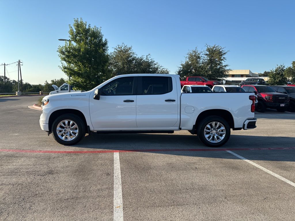 Used Car 2022 Chevrolet Silverado 1500  Custom For Sale Under $35,000 In Austin, Texas