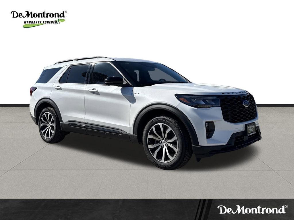 2025 Ford Explorer ST-Line - 2