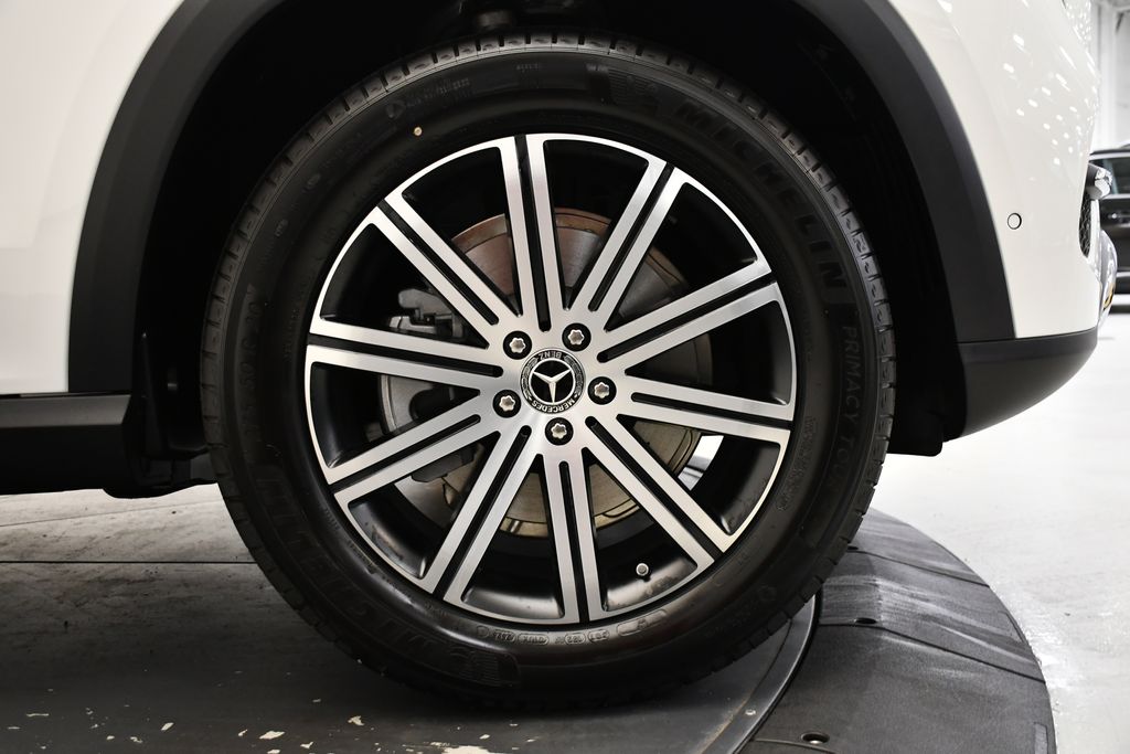 Thumbnail: 2026 Mercedes-Benz GLE - 16