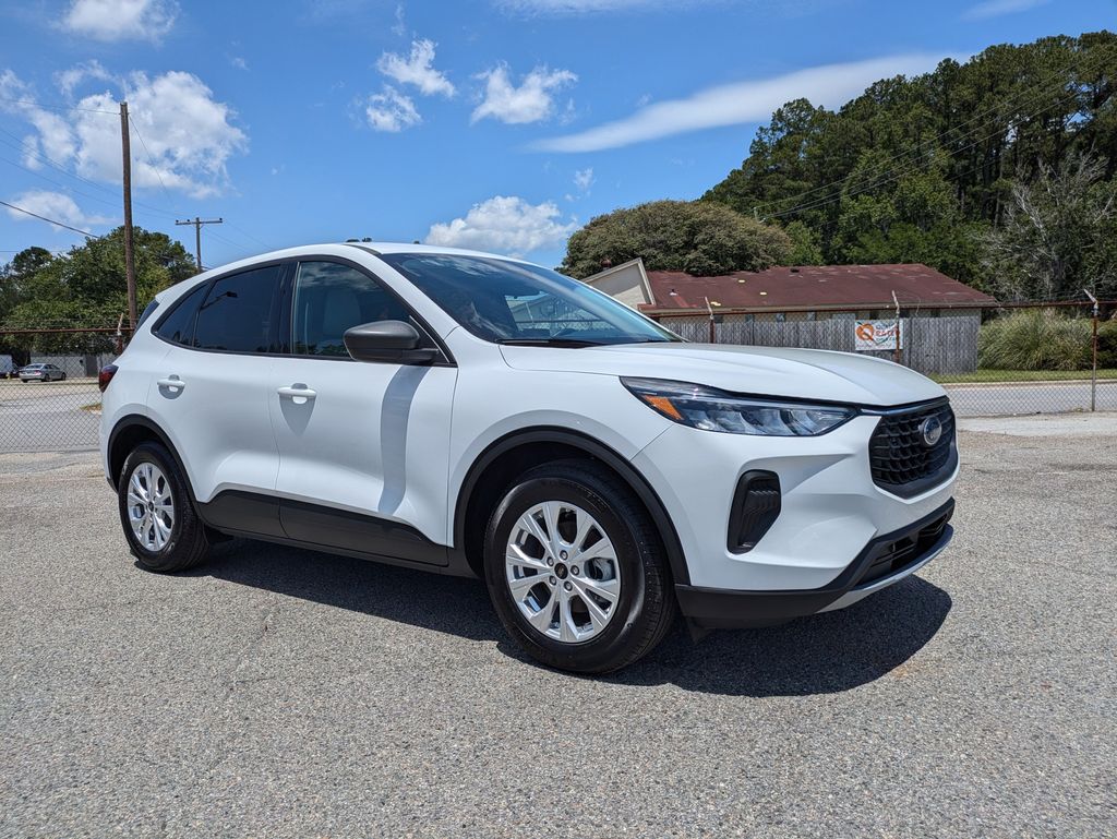 Oxford White 2025 Ford Escape SUV / Crossover Front-Wheel Drive 8-Speed Automatic