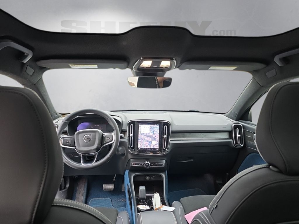 Used 2023 Blue Volvo Ultimate image 3