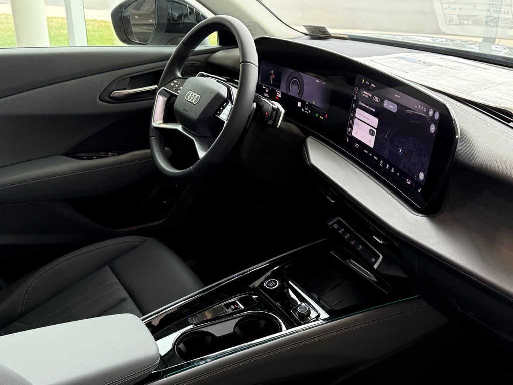 Thumbnail: 2026 Audi Q3 - 10