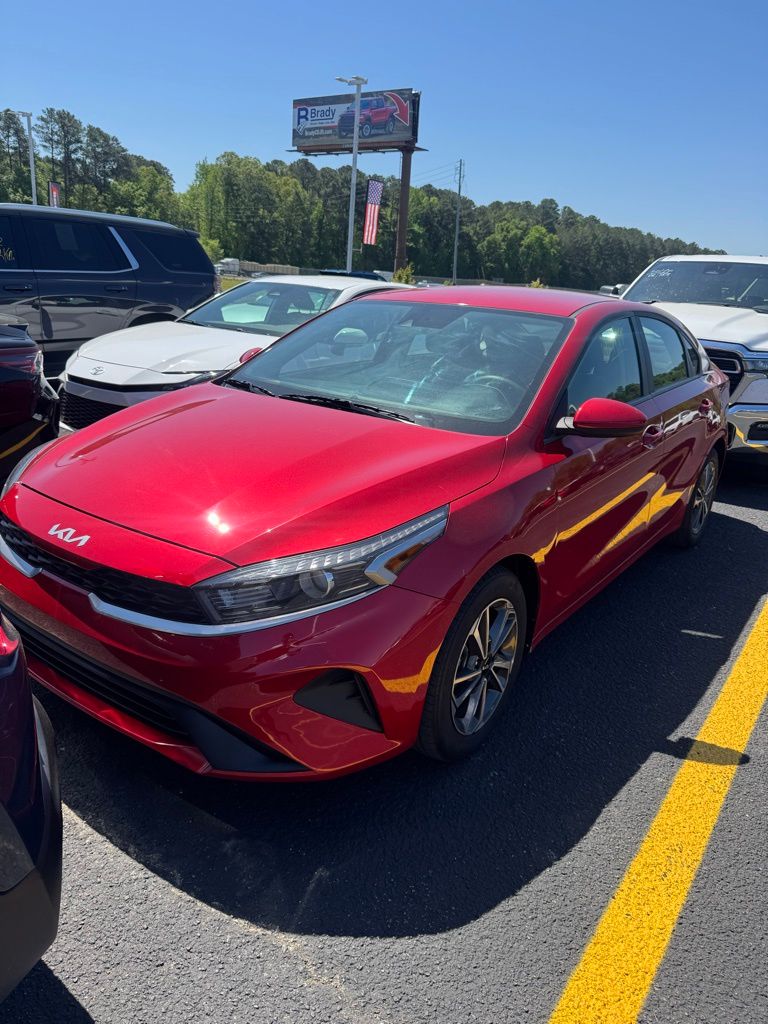 Currant Red 2024 Kia Forte LXS FWD Sedan Front-Wheel Drive Continuously Variable Transmission