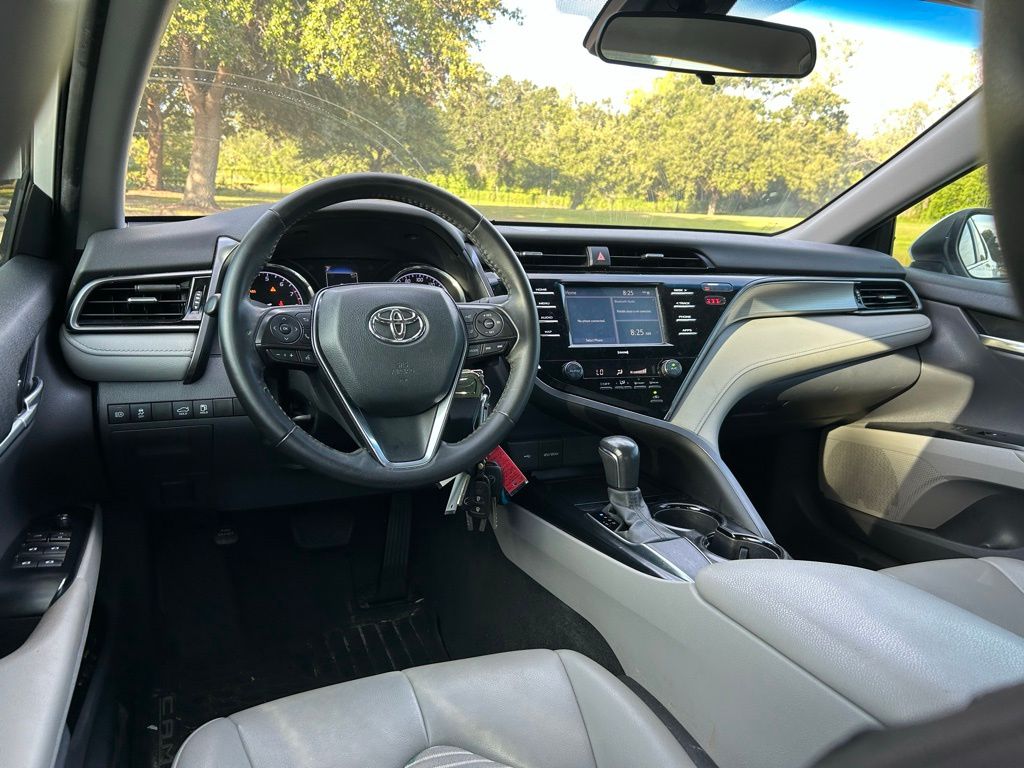 Thumbnail: 2020 Toyota Camry - 12