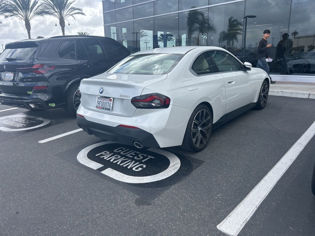 Thumbnail: 2023 BMW 2 Series - 5