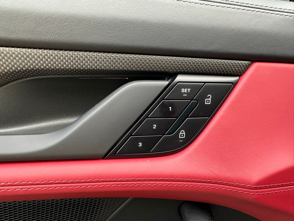 Thumbnail: 2026 Porsche Taycan - 21