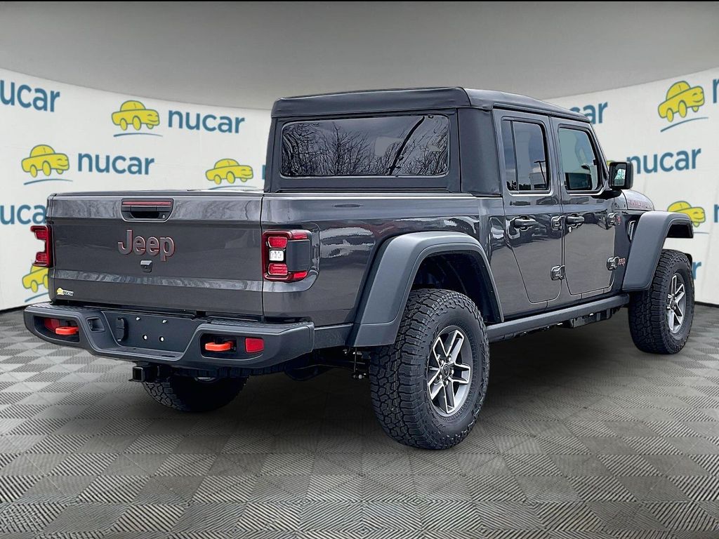2026 Jeep Gladiator — photo 7