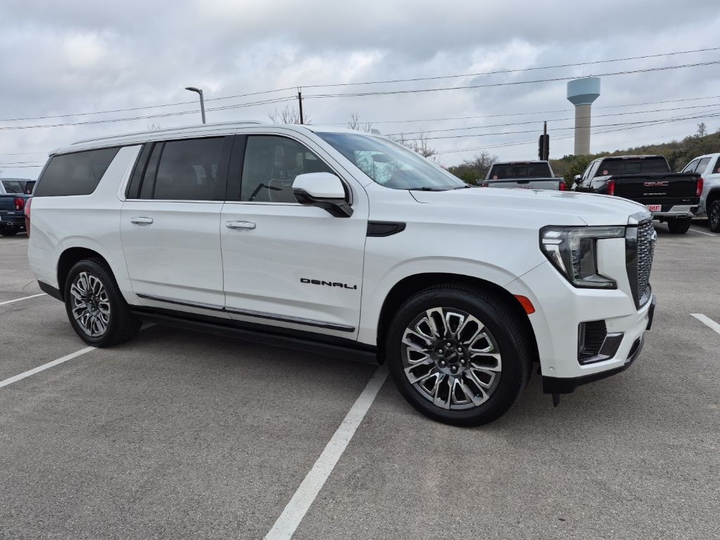 Used Car 2023 Gmc Yukon Xl  Denali Ultimate For Sale Under $70,000 In Austin, Texas