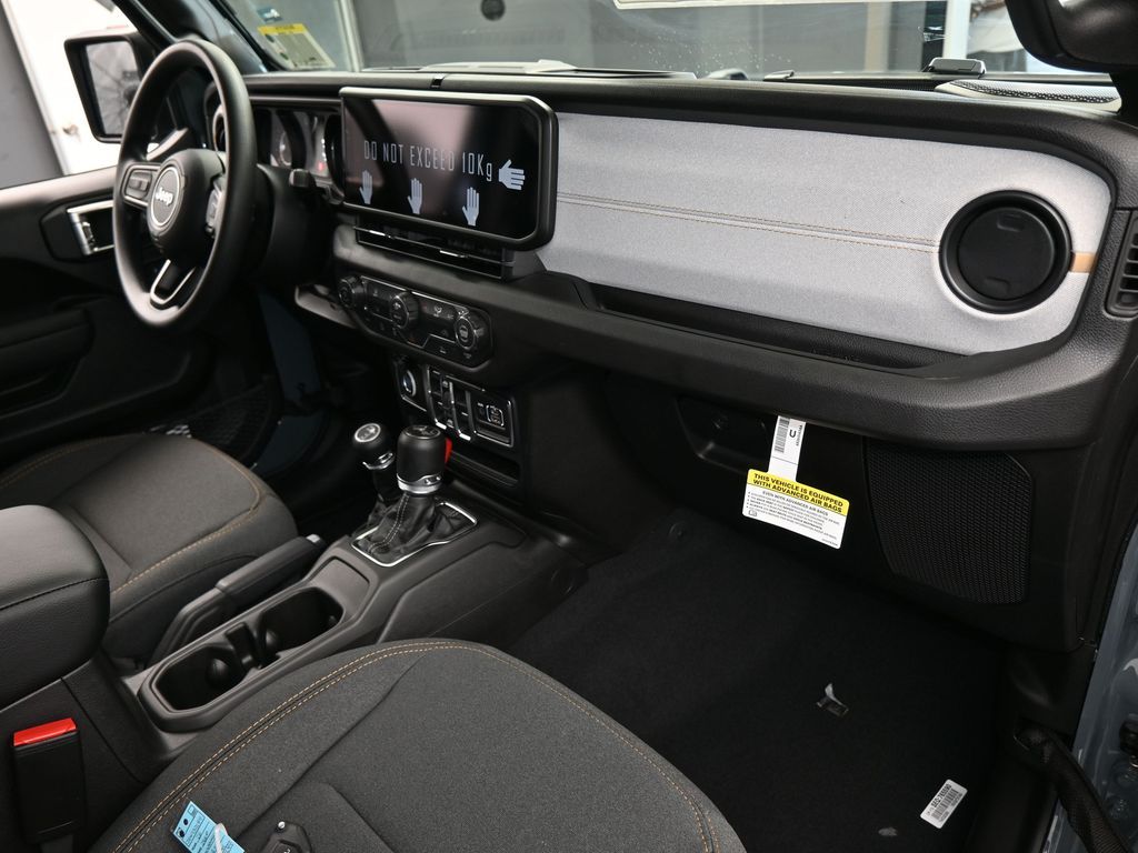 New 2026 Anvil Clear Coat Jeep Sport image 39