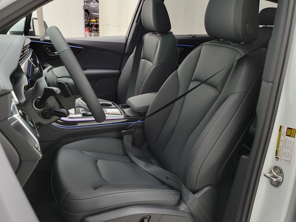 Thumbnail: 2026 Audi Q7 - 29