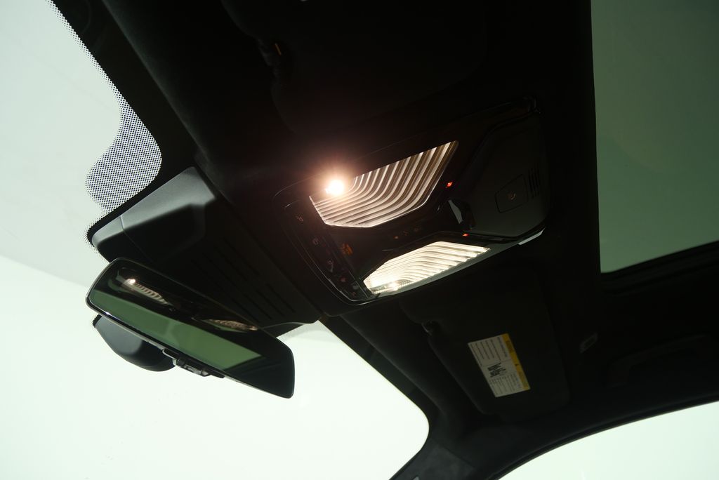 Thumbnail: 2024 BMW X7 - 19