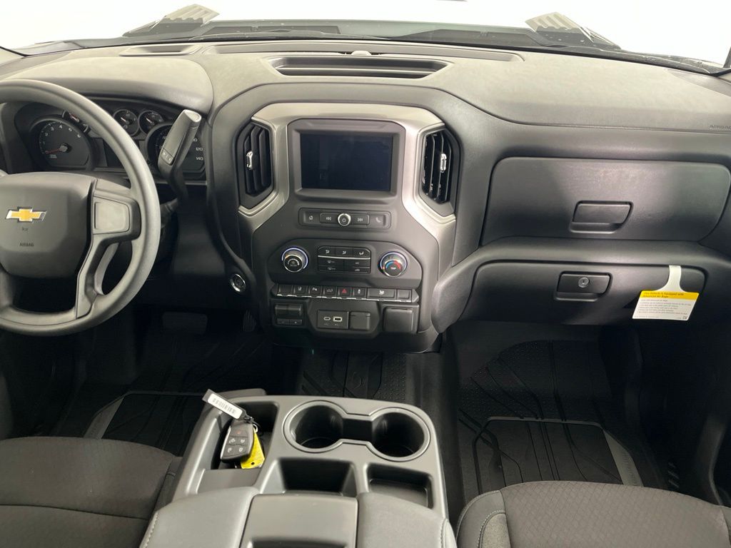 Thumbnail: 2026 Chevrolet Silverado 2500 - 16