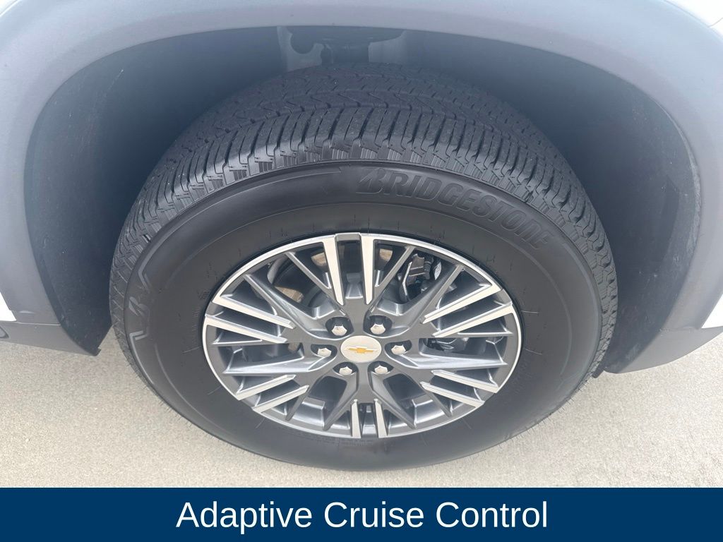 2026 Chevrolet Traverse FWD LT