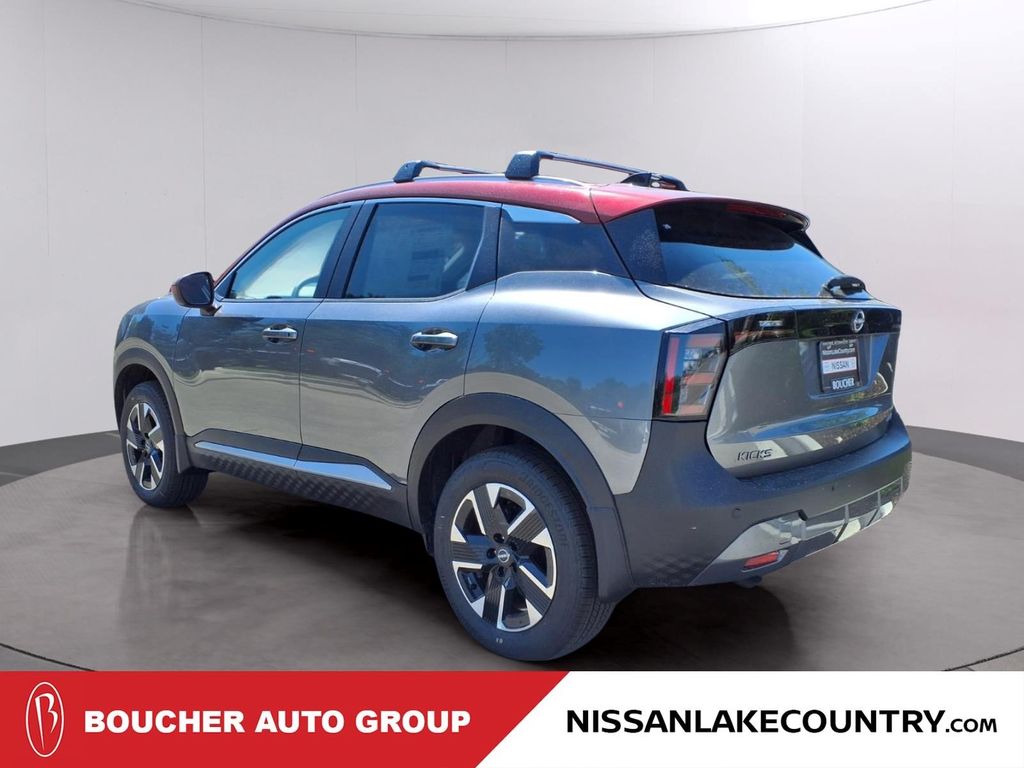 New 2026 Gun Metallic / Scarlet Ember Tintcoat Two-tone Nissan SV image 6