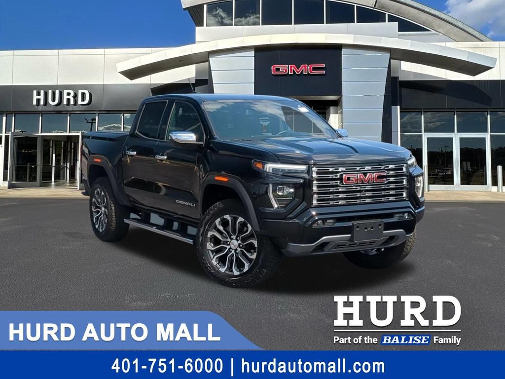 Onyx Black 2025 GMC Canyon Pickup Truck Four-Wheel Drive 8-Speed Automatic