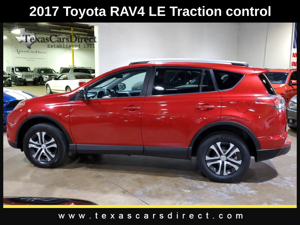 2017 Toyota RAV4 LE 13