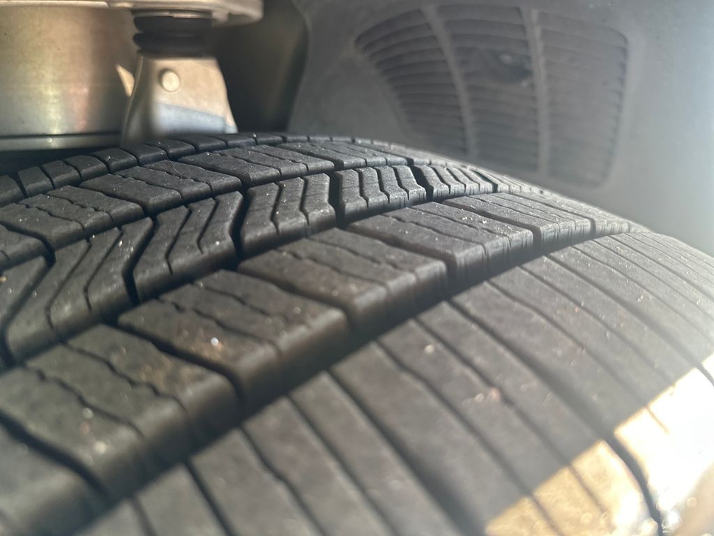 Used Car 2024 Rivian R1s  Adventure Dual Motor Large Pack For Sale Under $80,000 In Austin, Texas