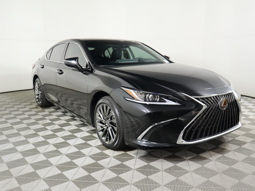 Thumbnail: 2024 Lexus ES - 3
