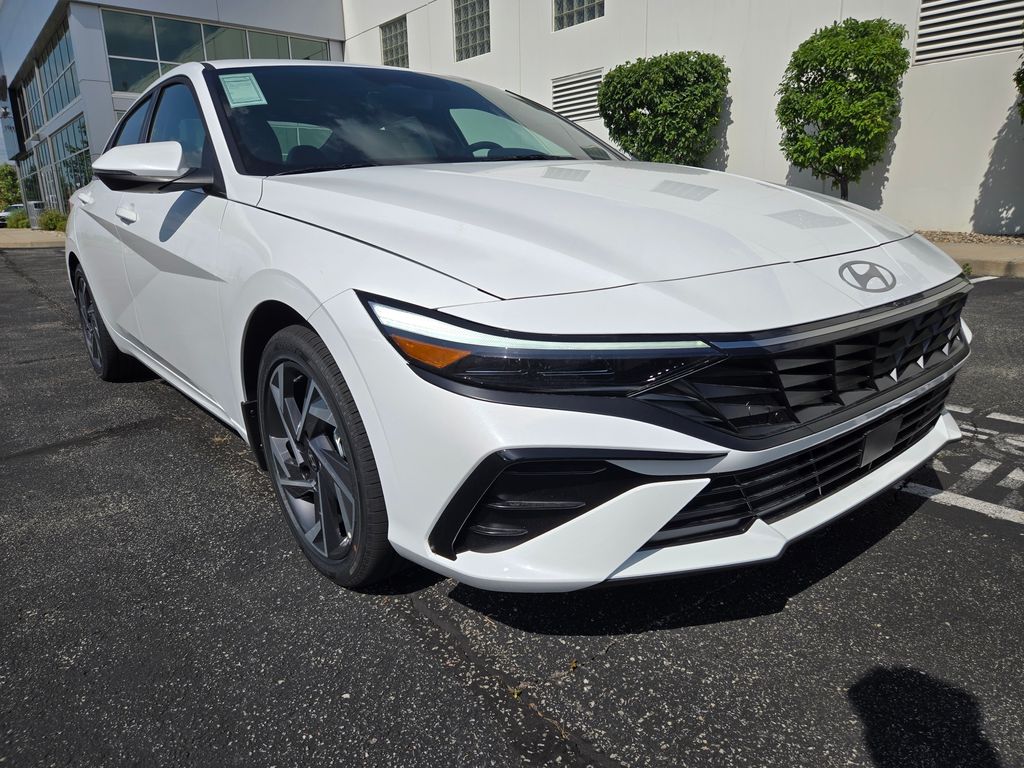 Thumbnail: 2025 Hyundai Elantra - 9