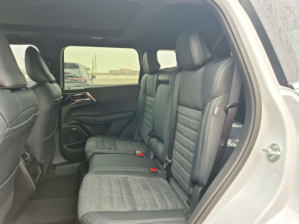 2026 Mitsubishi Outlander Ralliart White at North Houston Mitsubishi