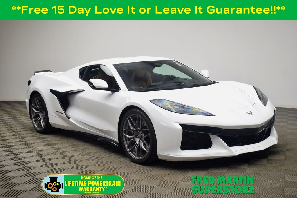Arctic White 2024 Chevrolet Corvette Z06 2LZ Coupe RWD Coupe Rear-Wheel Drive 8-Speed Dual Clutch