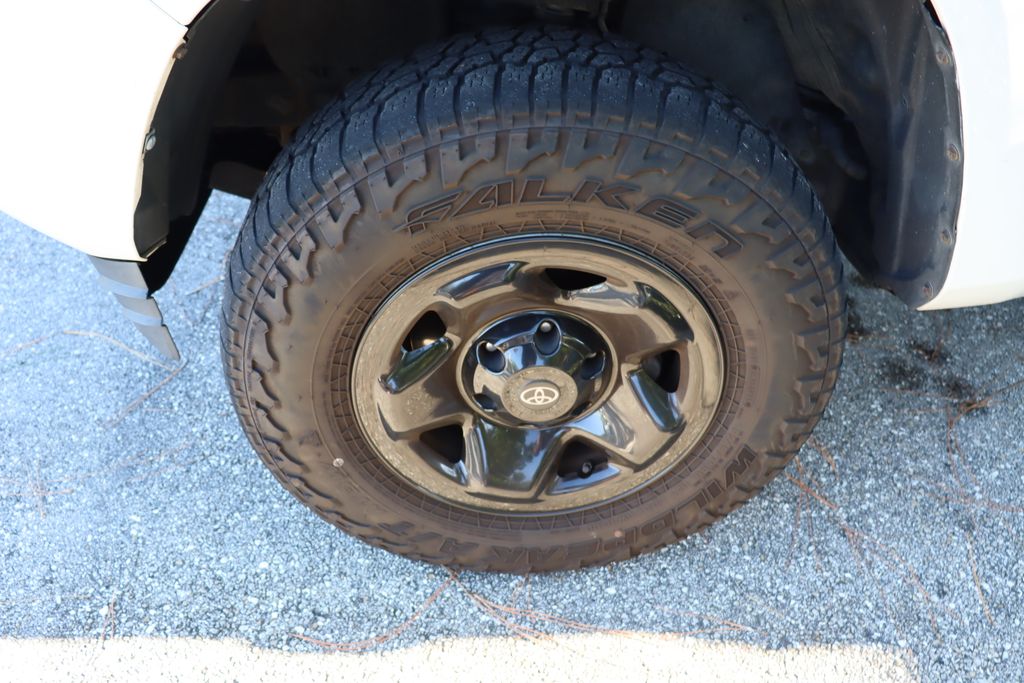Thumbnail: 2018 Toyota Tacoma - 4