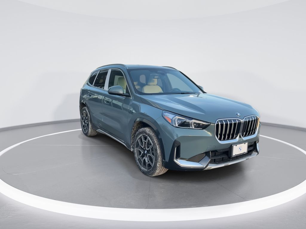 Thumbnail: 2026 BMW X1 - 2