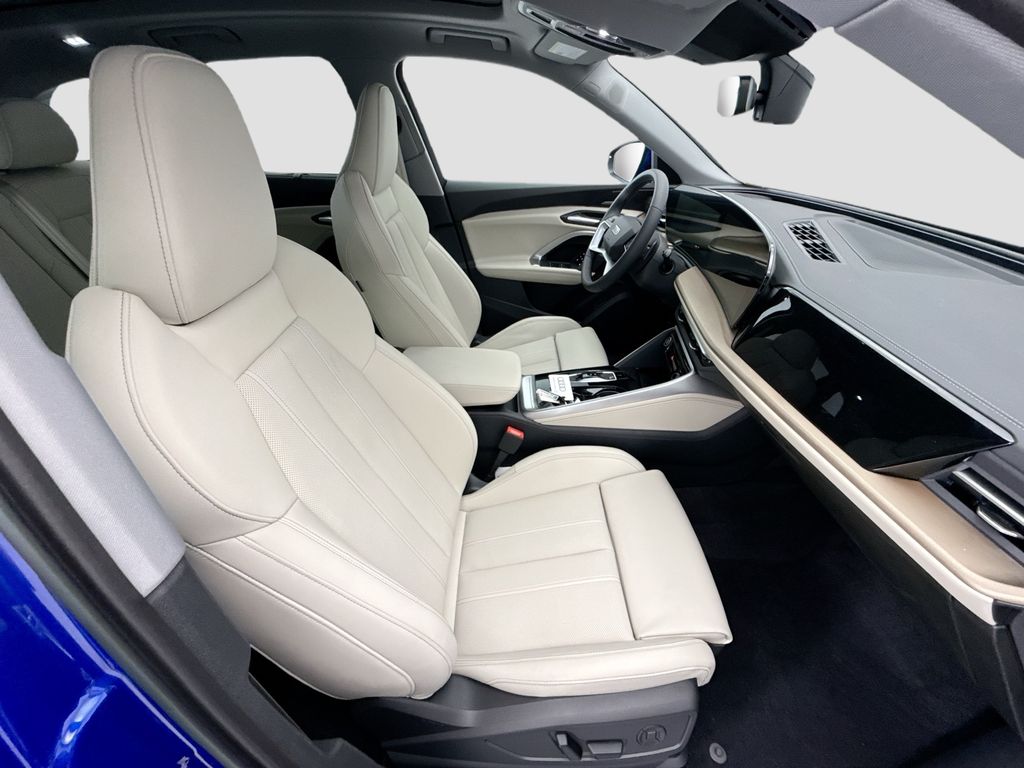 Thumbnail: 2026 Audi Q5 - 19