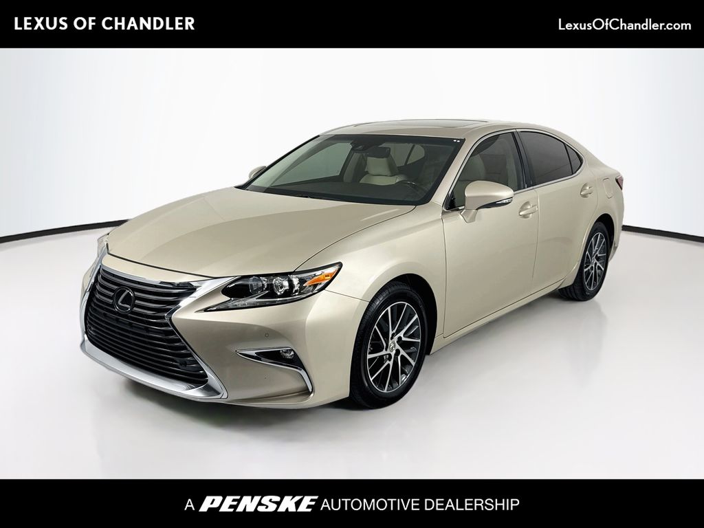 Thumbnail: 2016 Lexus ES - 1