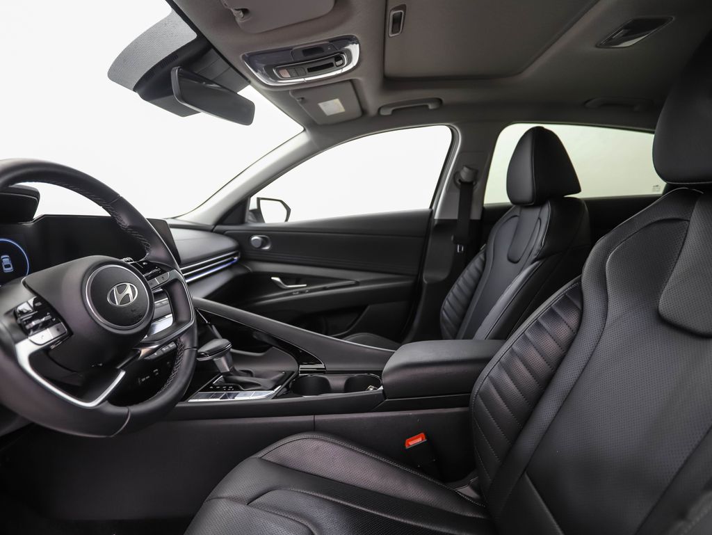 2024 Hyundai Elantra Limited Edition 10