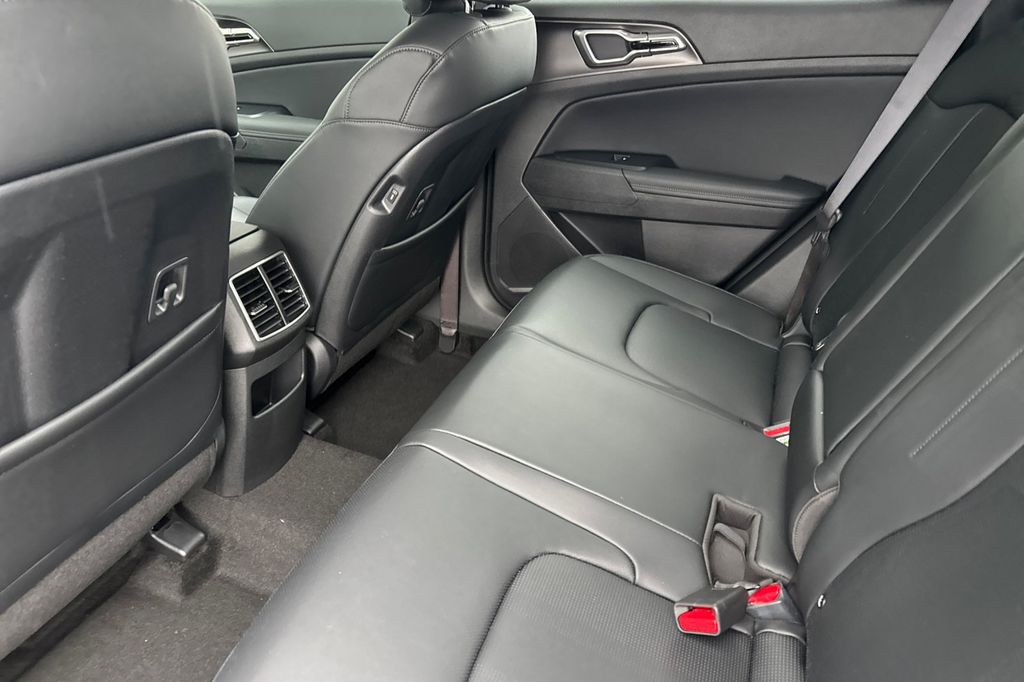 new 2026 Kia Sportage Hybrid car, priced at $35,485