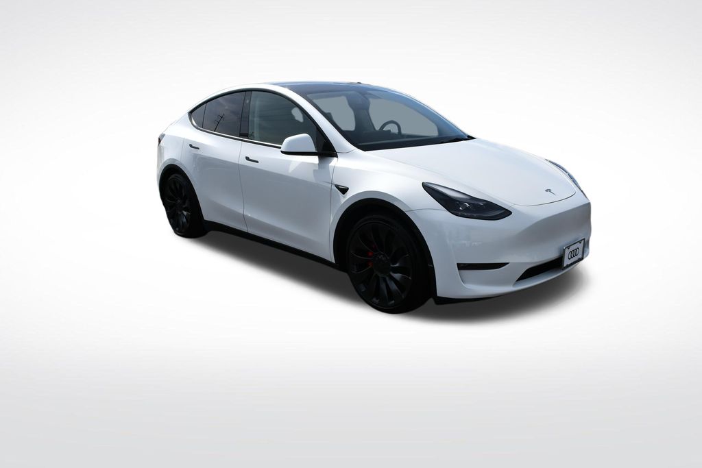 Thumbnail: 2023 Tesla Model Y - 10