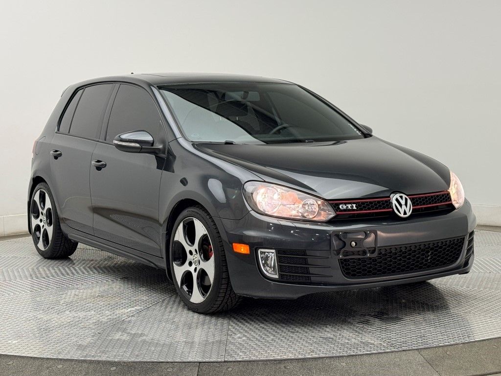 2012 Volkswagen Golf GTI Autobahn 2