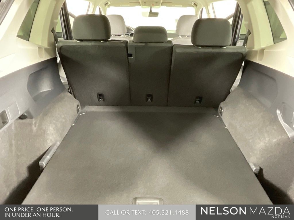 Used 2021 Black Volkswagen 2.0T S image 13