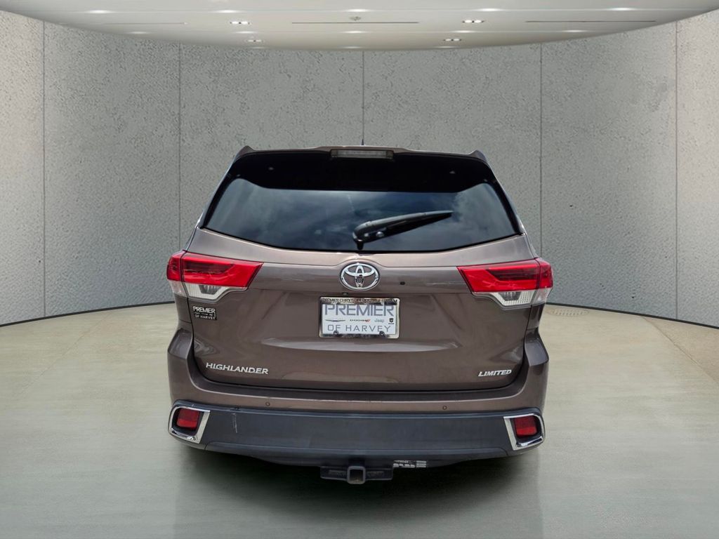 Used 2019 Toyota Highlander SUV