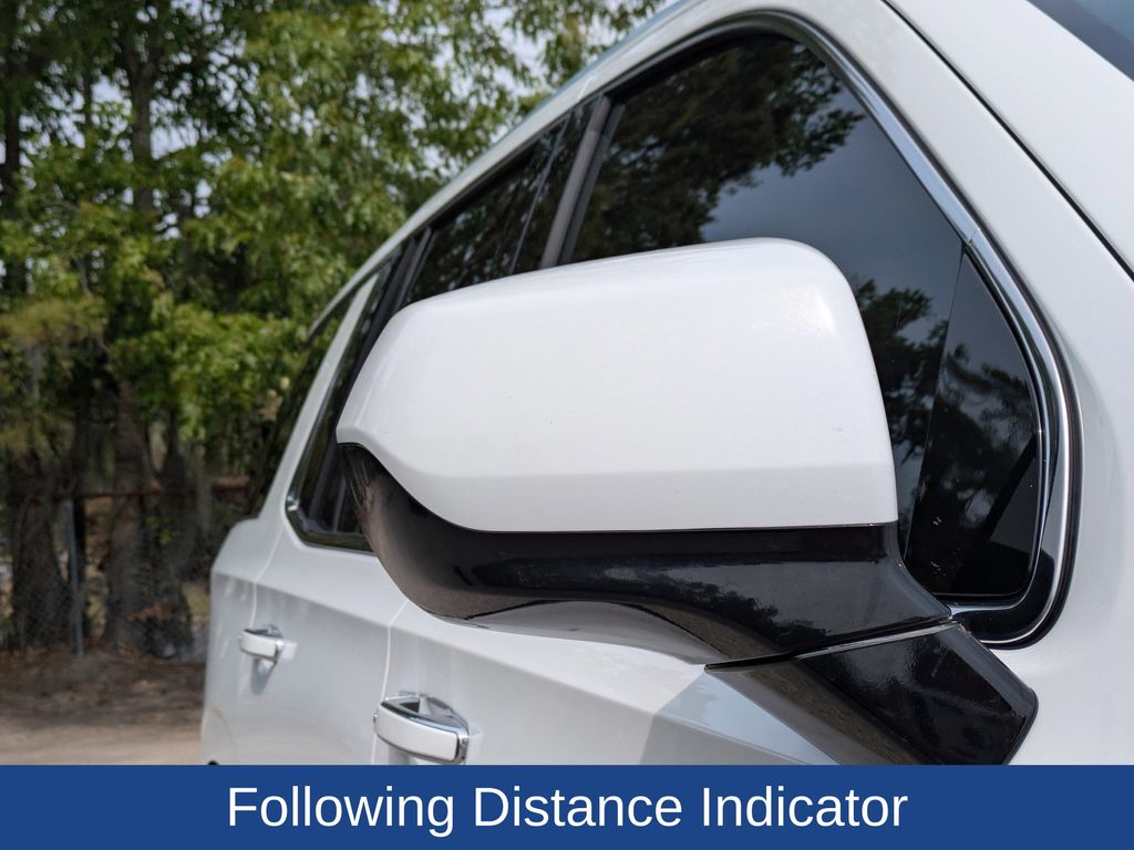 2023 GMC Yukon 4WD SLT