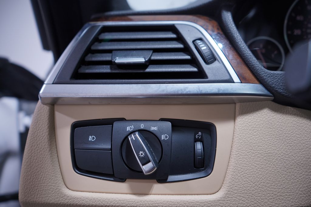 Thumbnail: 2020 BMW 4 Series - 18