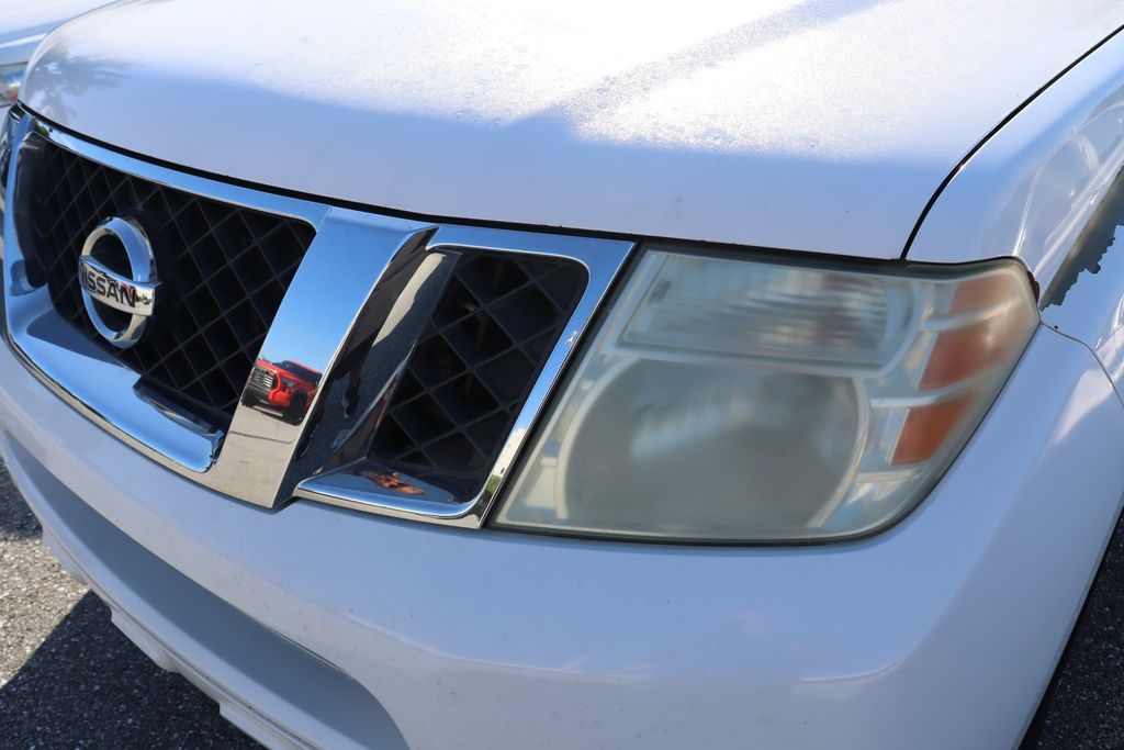 Thumbnail: 2012 Nissan Pathfinder - 3