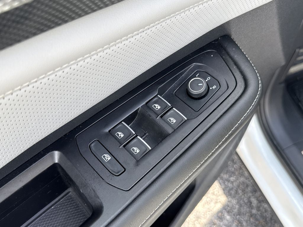 2024 Volkswagen Atlas Cross Sport 2.0T SEL R-Line  at DeMontrond Auto Country
