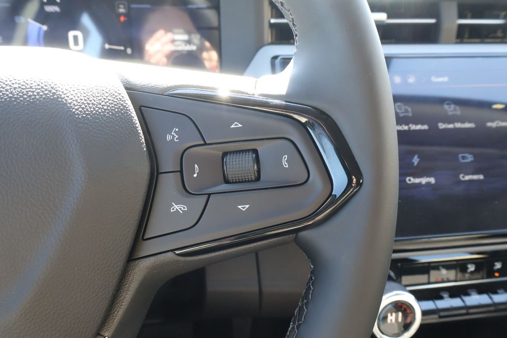 Thumbnail: 2027 Chevrolet Bolt EV - 23