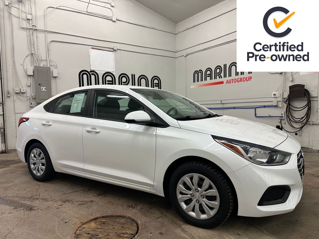 2022 Hyundai Accent SE FWD