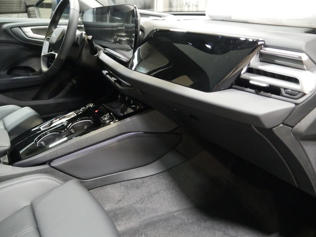 Thumbnail: 2025 Audi A5 - 28