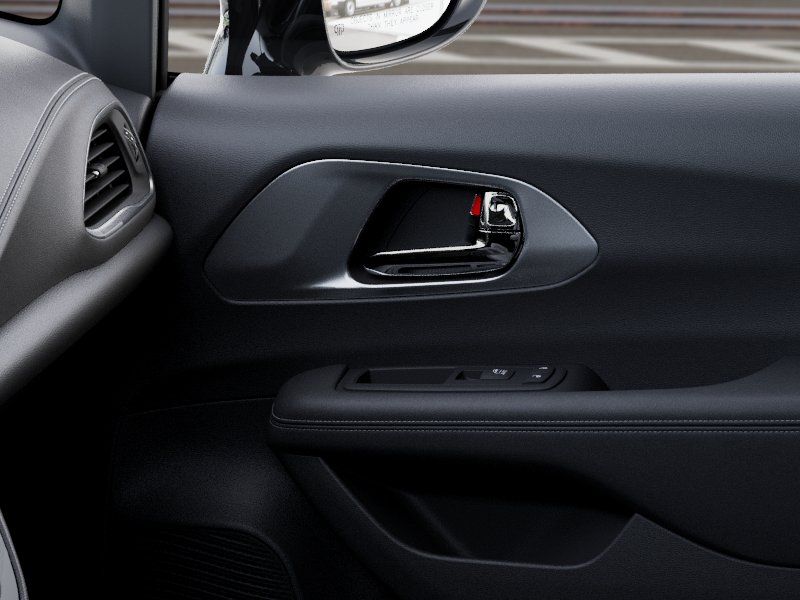 New 2026 White Chrysler Select image 25