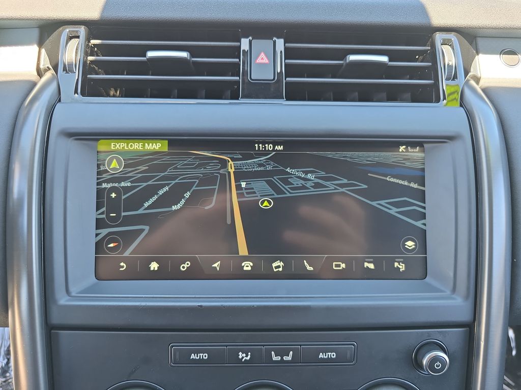 Used 2020 White Land Rover Landmark Edition image 27