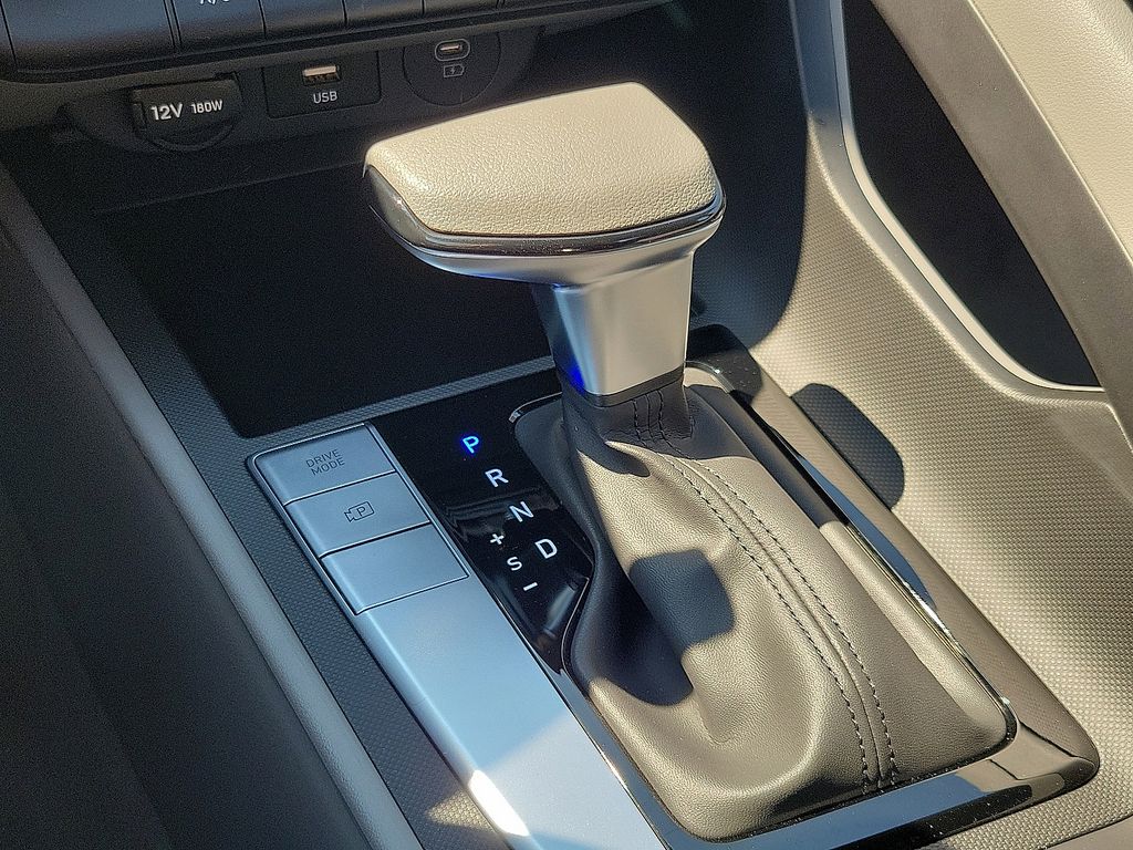 Thumbnail: 2025 Hyundai Elantra - 8